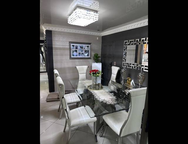 3 BEDROOM HOUSE FOR SALE IN DAWN PARK